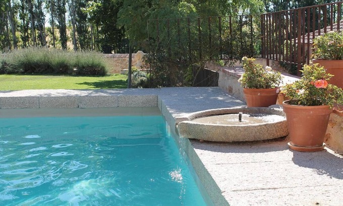 Hoyuelos Cottage | Rural house (full rental) Palacio de Hoyuelos for 16 people