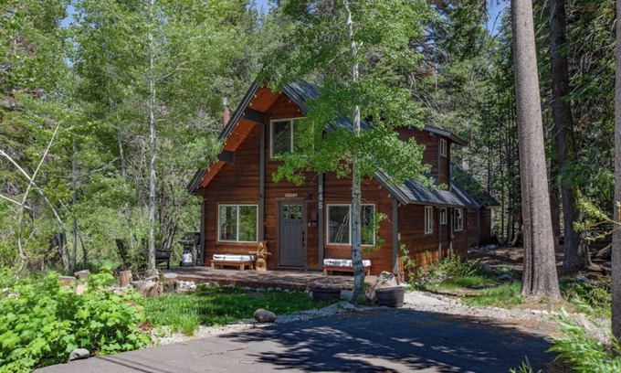 McKinney Estates Cabin | Rubicon Retreat | Near Rubicon Trail w/Sauna