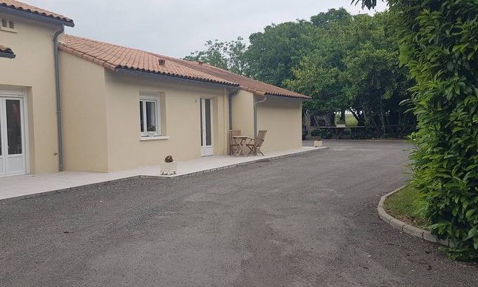 La Faye House | Ruffec charente House peaceful and pleasant setting with park and near ts shops