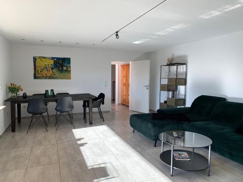 Hilzingen Apartment | Ruhig, Sonnig und etwas Speziell