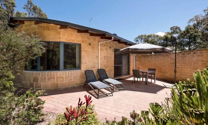 Denmark House | Rumi- Deluxe one BR Chalet