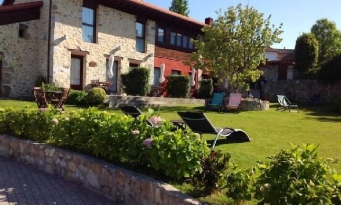 Naves Cottage | Rural apartment El Hospital de Villahormes for 2 people