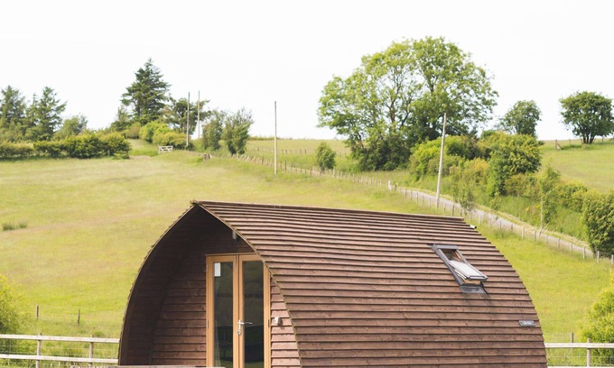 Trefeglwys Cabin | Rural Cabin in the Welsh Countryside