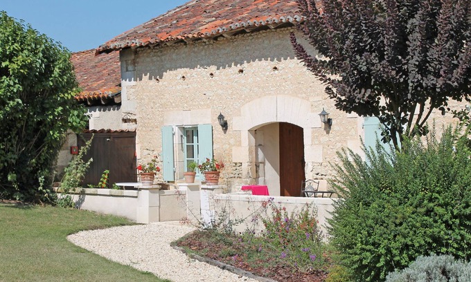Pillac Cottage | Rural French Family Holiday Hamlet - Heated Pools, Golf, Tennis, Creche, 10 mins to beach!