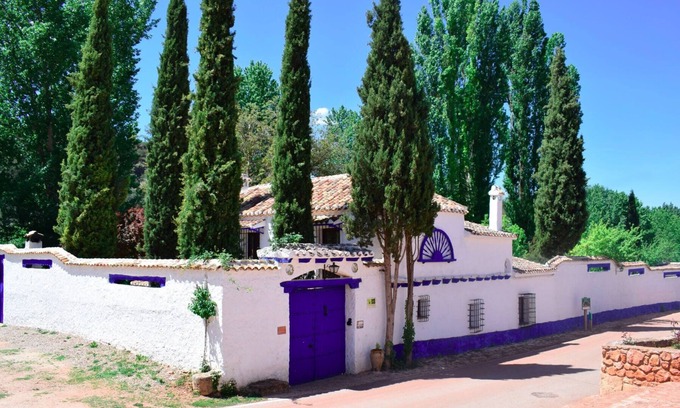 Ossa de Montiel Cottage | Rural house (full rental) Venta del Celemin for 18 people