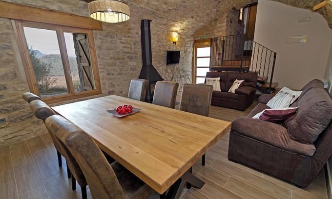 Las Ventas de Santa Lucia Cottage | Rural house (full rental) La Bodega de Puy for 8 people