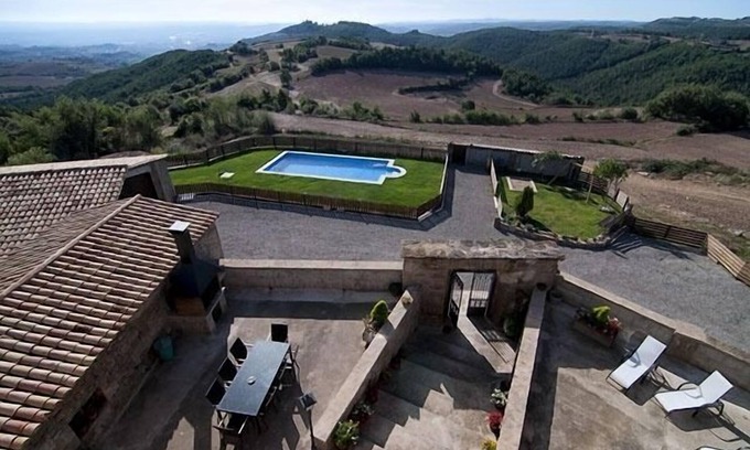 Olius Cottage | Rural house (full rental) Masia Pallares de Dalt for 10 people