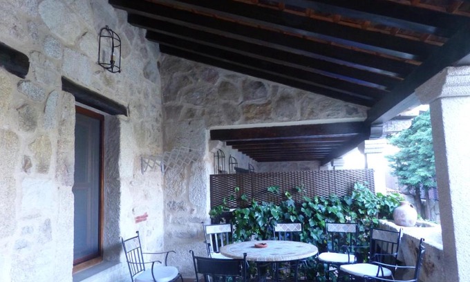 San Pelayo de Guarena House | Rural Montesa