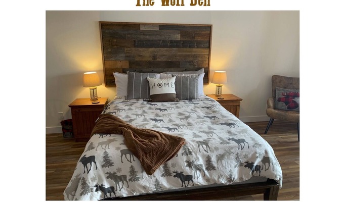 Lone Butte Apartment | Rustic 1 Bdrm Suite, Lakeside - Wolf Den