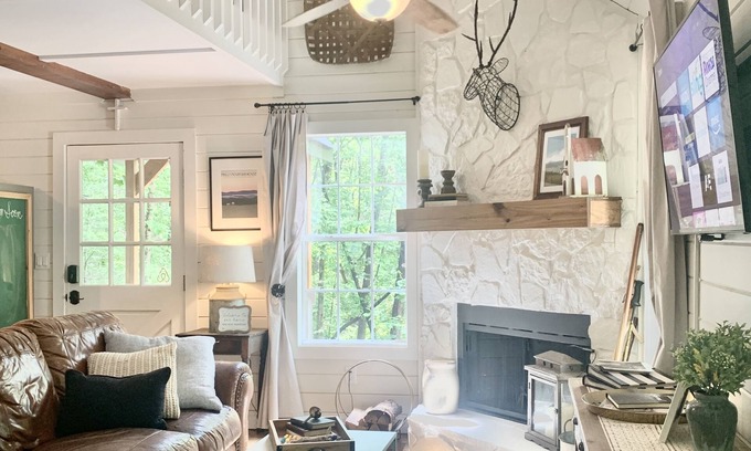 Sautee Nacoochee Cabin | Rustic Modern Farmhouse Cabin