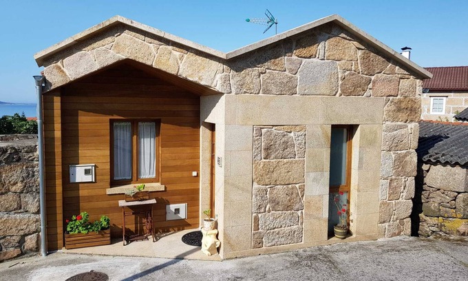 Carnota House | RUSTIC STONE HOUSE