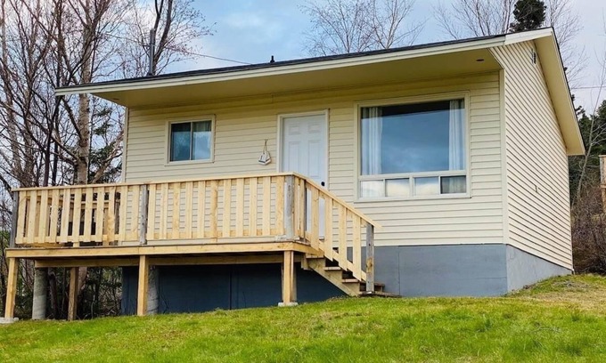 Port Blandford Cabin | Rustic Wave Cottages-Cabin #1