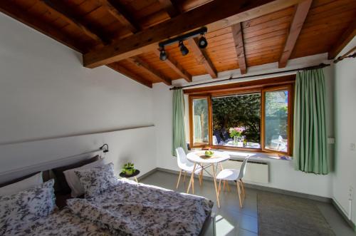 Ronco sopra Ascona House | Rustico al Sole - Just renewed 1bedroom home in Ronco sopra Ascona