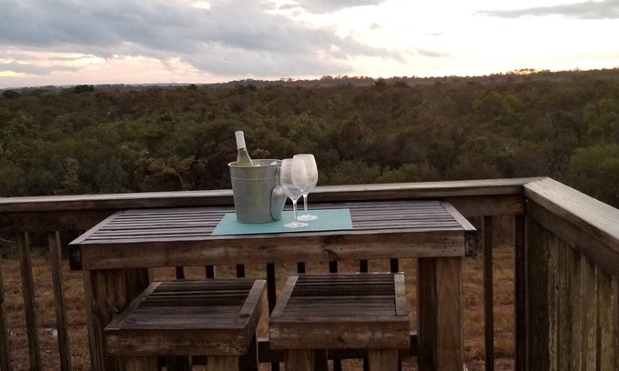 South Nags Head Cottage | S Nags Head, Great Location, Awesome Sunsets, Secluded, Bikes, Linens and Towels