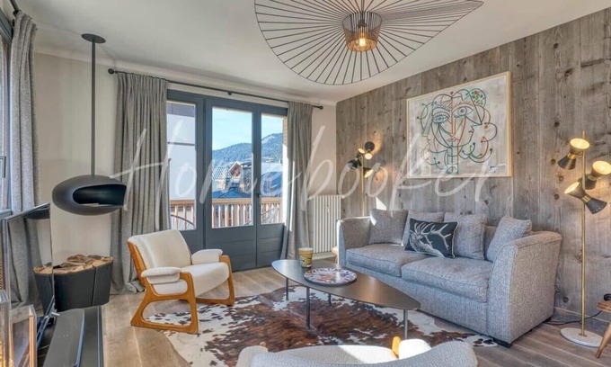 Megeve Apartment | Sabaudia Summary: Wel