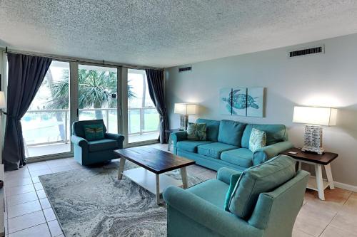 Villa Sabine Apartment | Sabine Yacht & Racquet #1B
