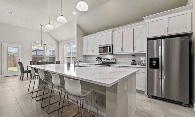 White Settlement House | Saddle Hills Settlement - 4 Cutting-edge Bedrooms