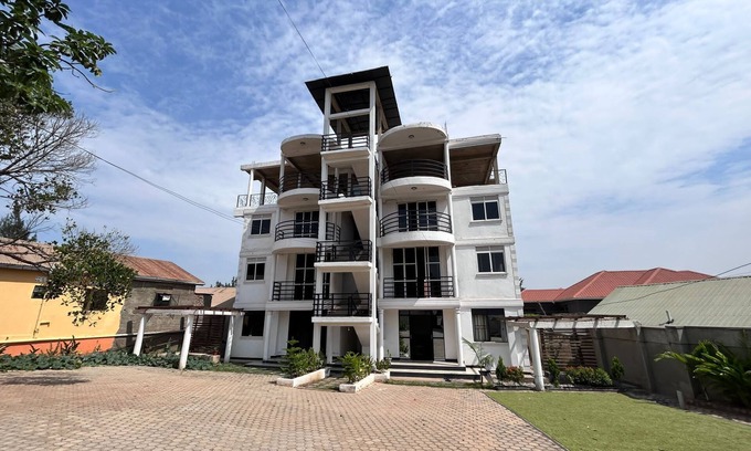 Kireka Apartment | Safari Lake View Apartments, Muyenga