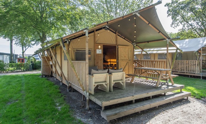 Arcen House | Safari Tent in Holiday Park