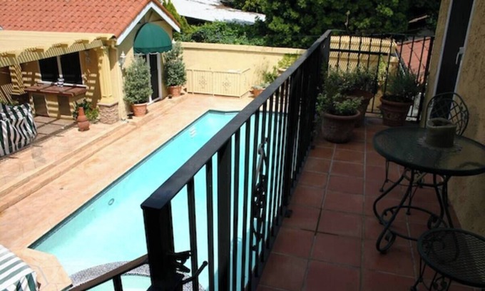 Sherman Oaks Apartment | Safe, Clean, New, Charming Studio