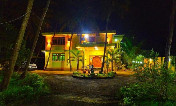 Mangeshi House | SAHAY VILLA RESORT