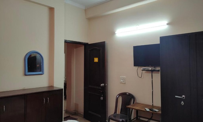 Gurugram House | SAI GUEST HOUSE SECTOR 47 Gurgaon