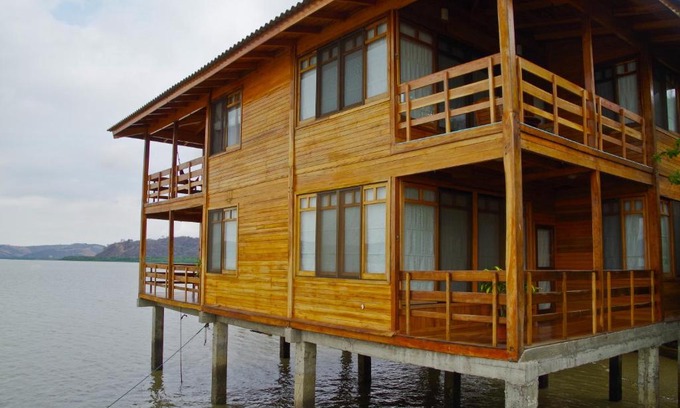 Bahia de Caraquez Hotel | Saiananda Adventure Eco Lodge