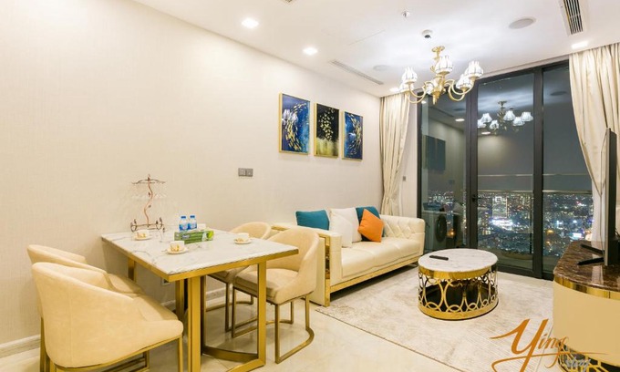 Bach Dang Riverside Apartment | Saigon Home Apartment - Infinity Pool