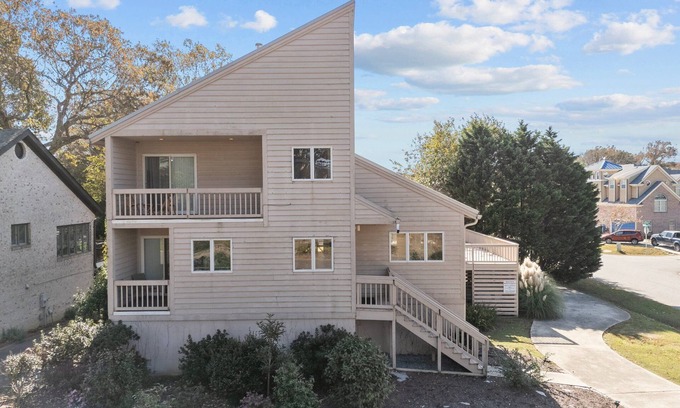 Croatan Beach House | Sail Away - Croatan VB home with billiards table