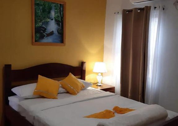 Forest Home Hotel | SAINT Charles Inn, Belize Central America