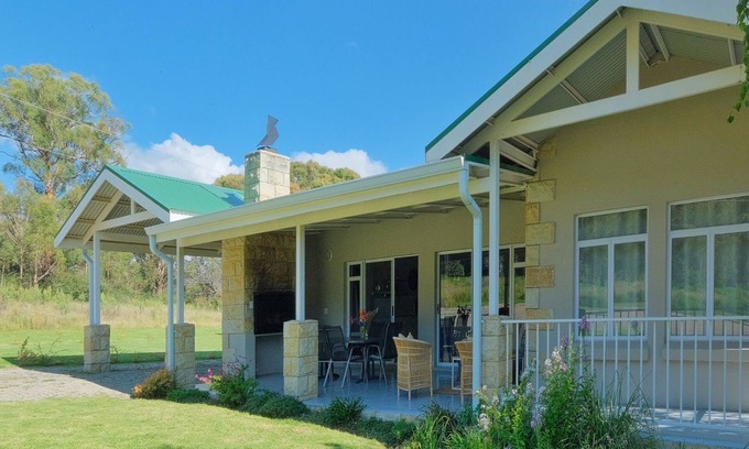 Clarens House | Saints Rest - Luxury Holiday house on the Clarens Golf & Trout Estate