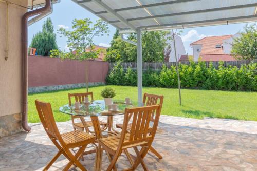 Oradea House | Salca Home