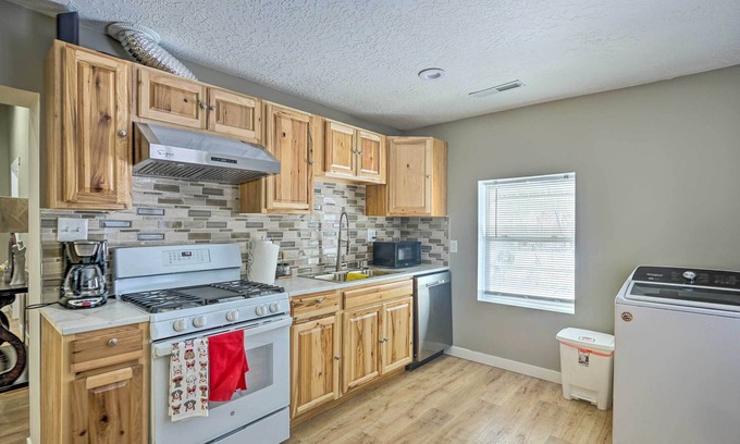 Fairpark Condo | Salt Lake City Vacation Rental Near Temple!