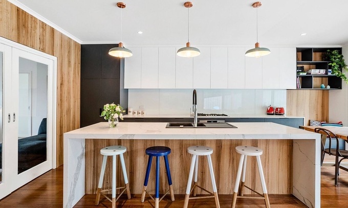 Rye House | SALTWATER POOLSIDE - 8m Heated* Pool, an entertainers delight -BONUS*NIGHTS 2025