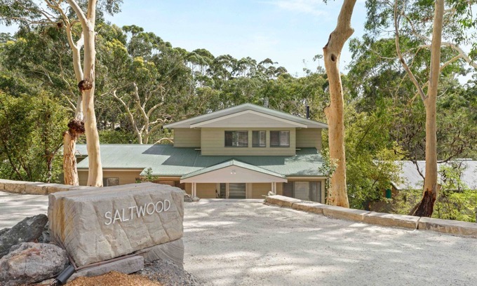 Hyams Beach House | Saltwood at Hyams Beach