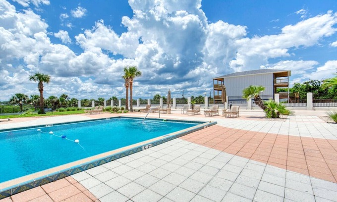 Flagler Beach Apartment | Salty Sailor’s Haven in Flagler