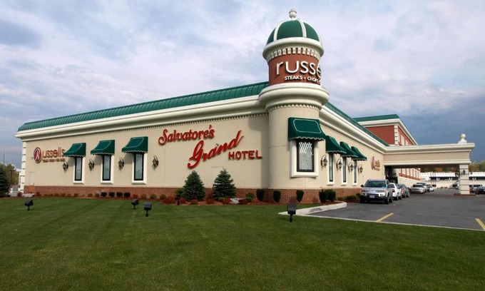 Williamsville Hotel | Salvatores Grand Hotel