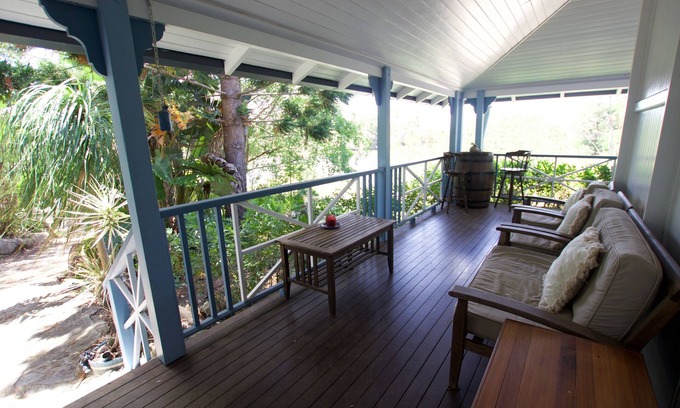 Mount Samson House | Samford Lakes - The Cottage