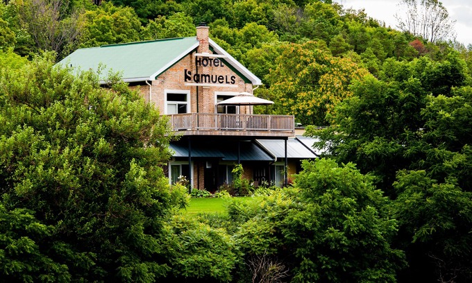 Ashfield-Colborne-Wawanosh Hotel | Samuel's Boutique Hotel