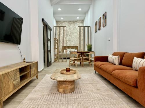 San Anton Apartment | San Anton Loft by United Renters