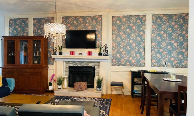 Heritage House | San Antonio Comfort 4 Bedroom 3 Bath home 5 Mins from Sea World