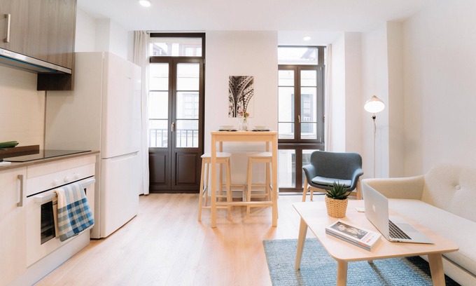Aviles Apartment | San Bernardo 19