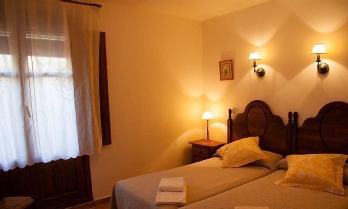 Alquezar Cottage | San Hipólito Apartment for 8 people