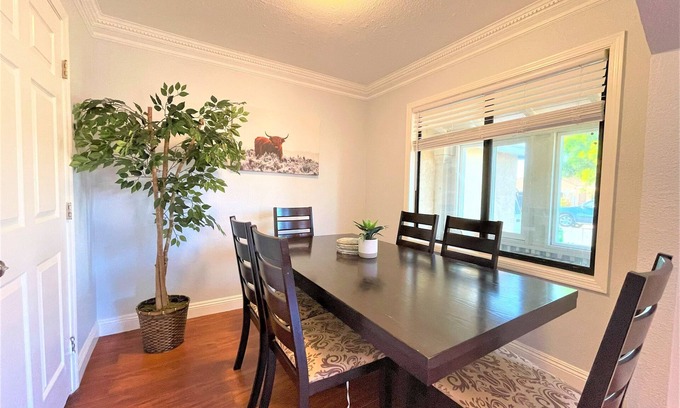 Ashland House | San Lorenzo Great location near BayFair 5Br Coze home/Greatviews