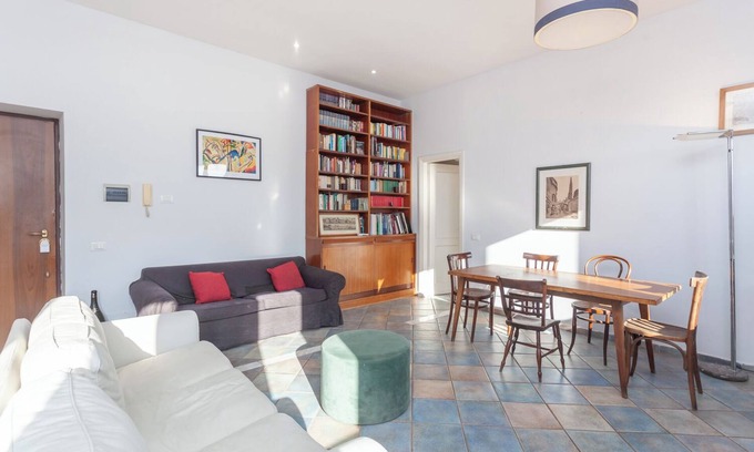 Prenestino-Labicano Apartment | San Lorenzo SkyRail Loft - by OpenRoma