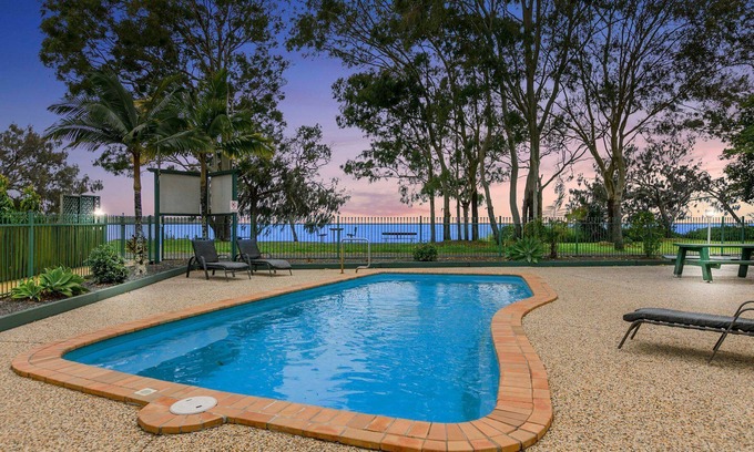 Traviston Villa | San Marco Villa 6 - Beachfront - 2BR - Air con - P