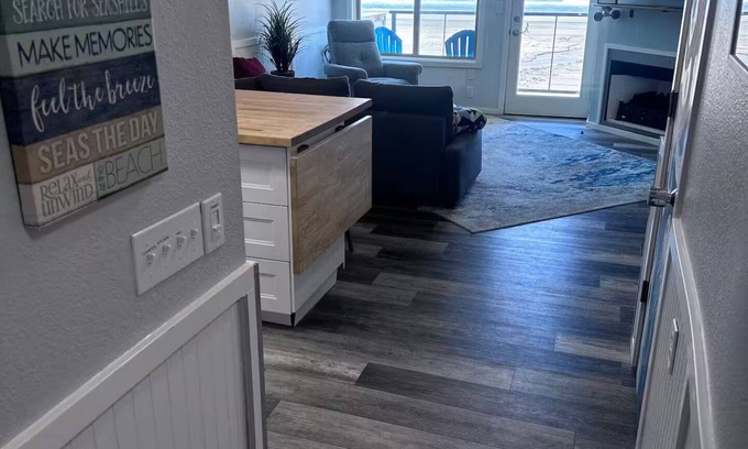 Rockaway Beach Condo | "Sand and Sunsets" an Oceanfront Condo in Rockaway Beach