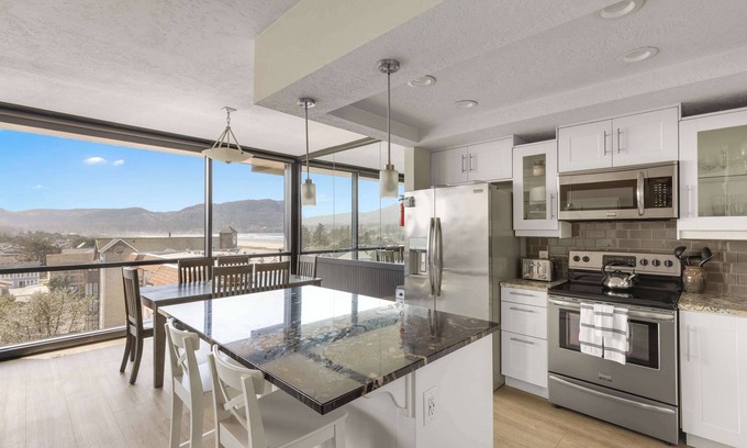 Seaside Condo | Sand & Sea (614) Tillamook Vista – Top-Floor Lux