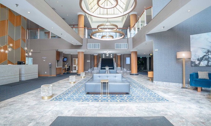 Northeast Mississauga Hotel | Sandman Signature Mississauga Hotel