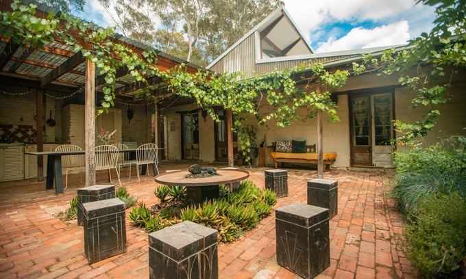 Sandon Apartment | Sandon Ridge Studio